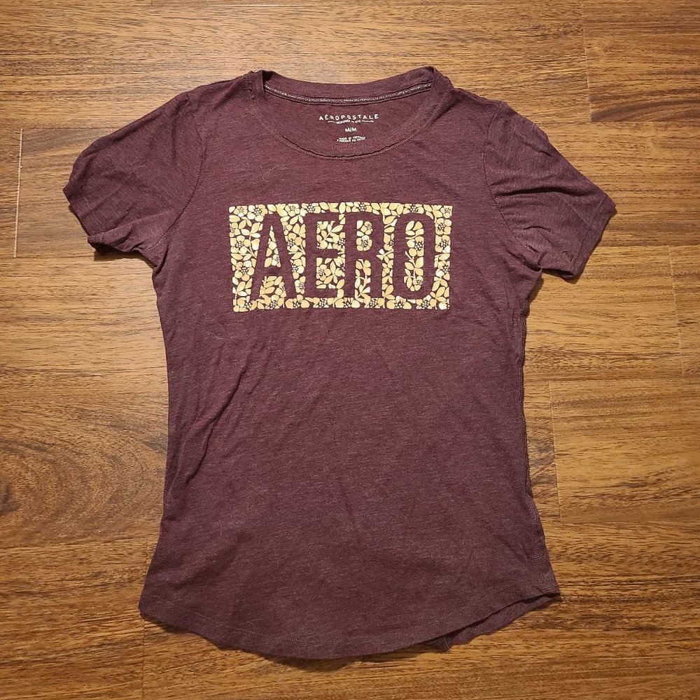 Aeropostale T-shirt Maroon size Medium